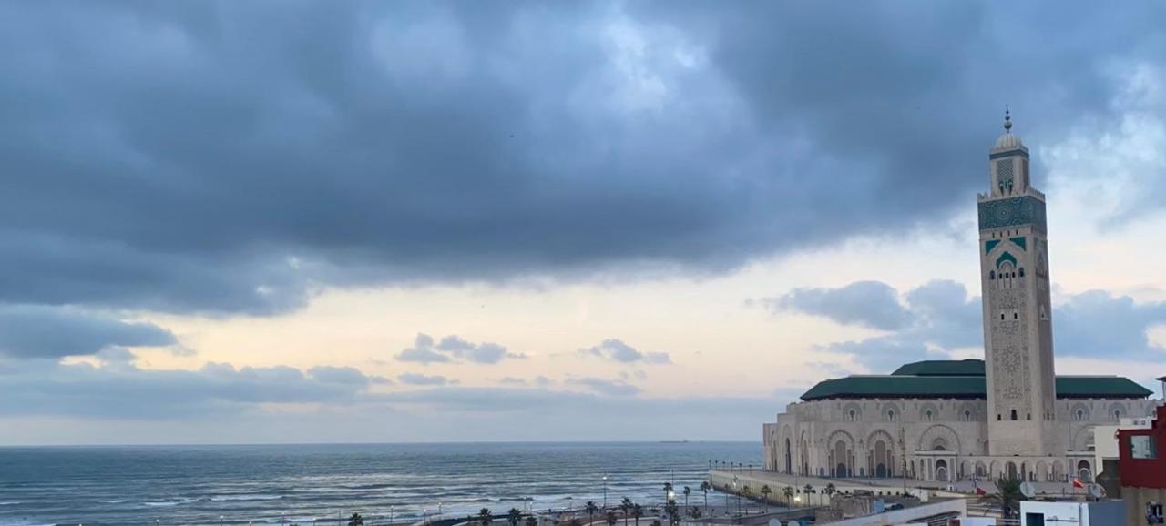 Bel Appartement Avec Une Belle Vue Sur La Grande Mosquee Hassan II Et La Mer Casablanca Eksteriør bilde