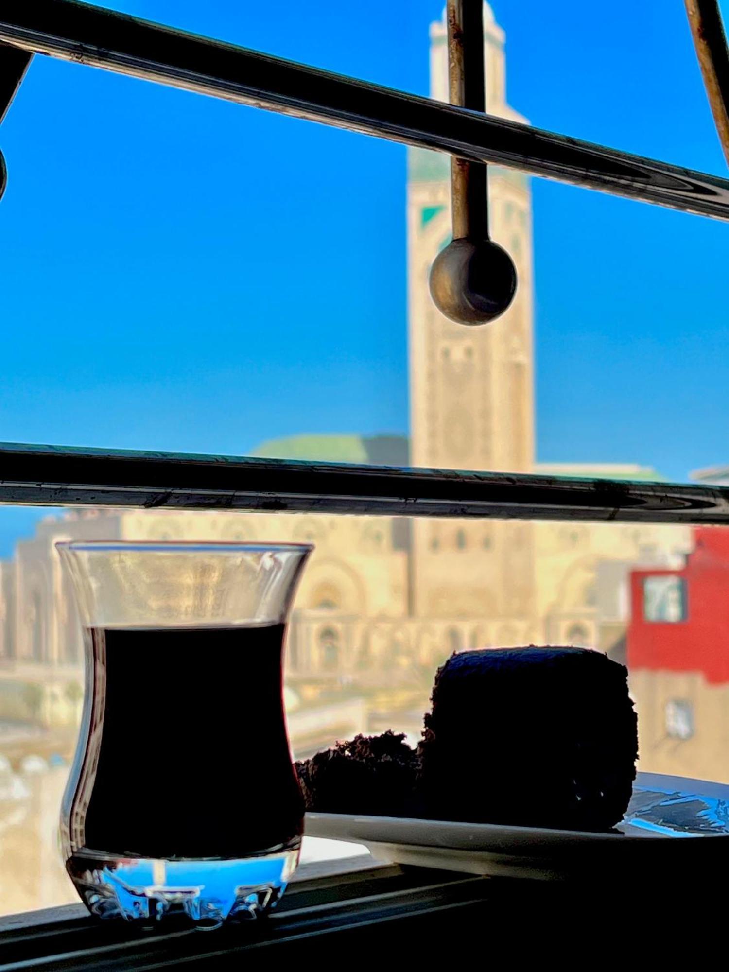 Bel Appartement Avec Une Belle Vue Sur La Grande Mosquee Hassan II Et La Mer Casablanca Eksteriør bilde